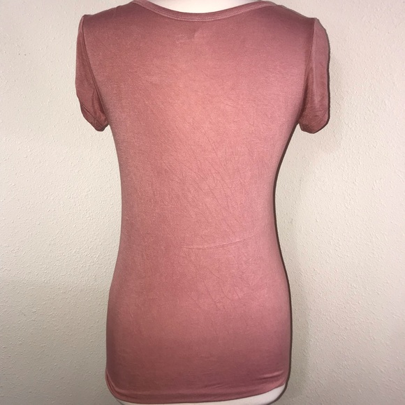 Cute top - Picture 3 of 4